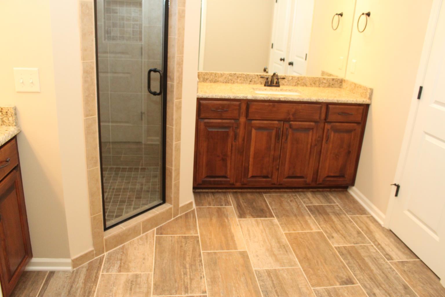 Listing Image #12